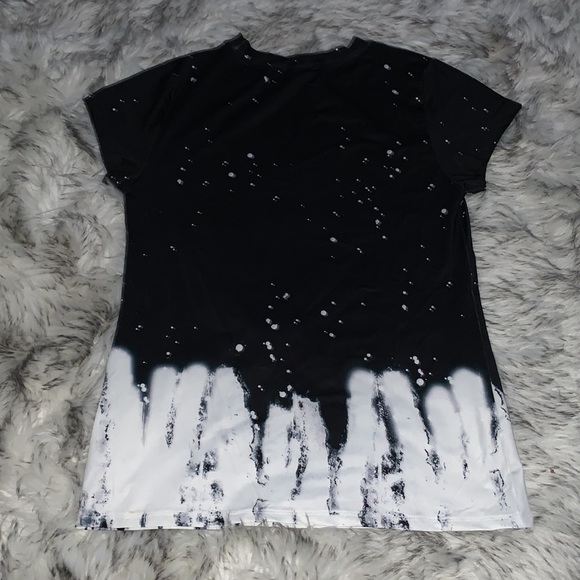 Vibrant Trippy Alien Graphic Tee - Picture 3 of 4